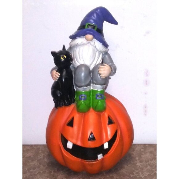 NWT Jack O Lantern Gnome with black cat Halloween resin figurine NEW 12.5" tall - Picture 2 of 9
